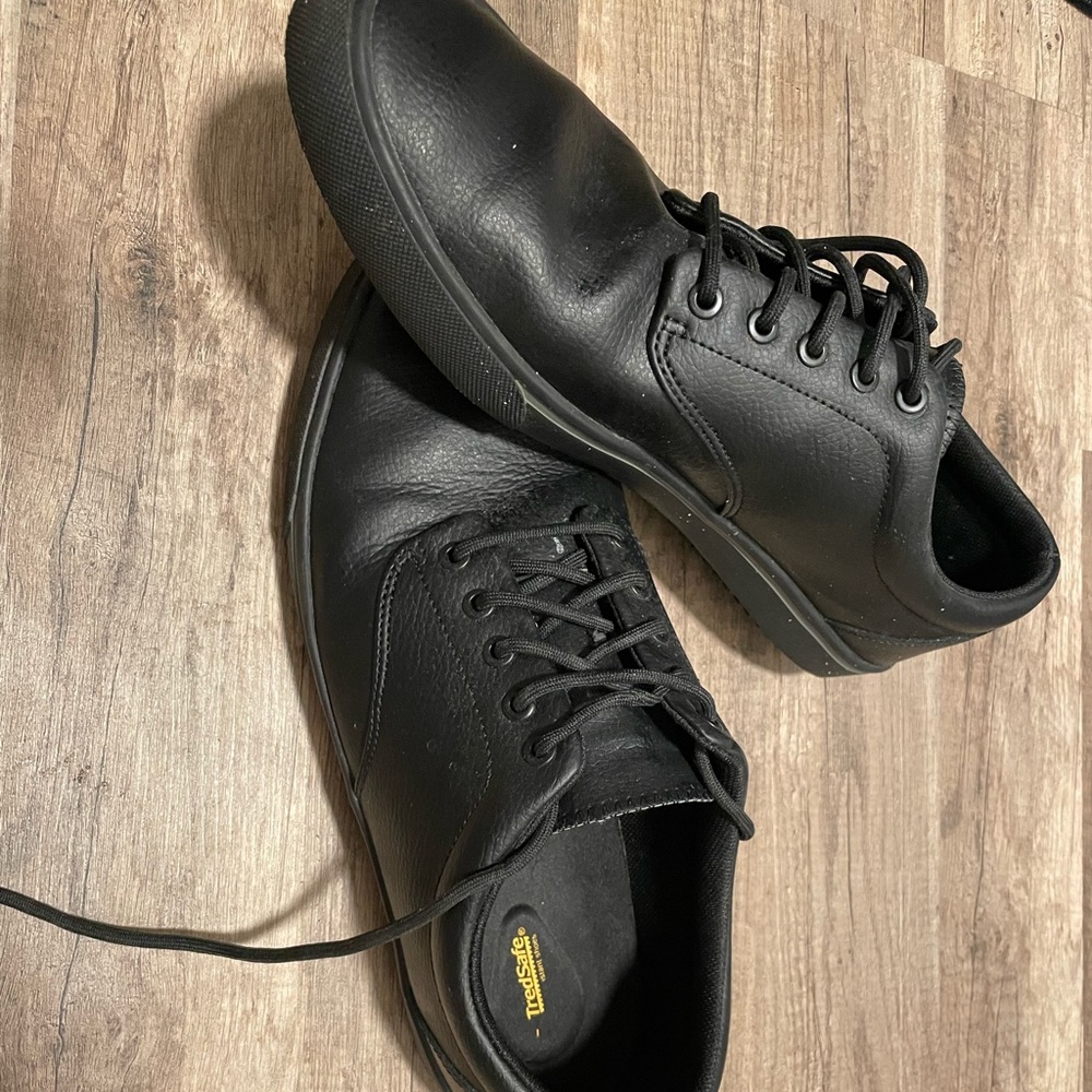 TredSafe Non-Slip Work Shoes